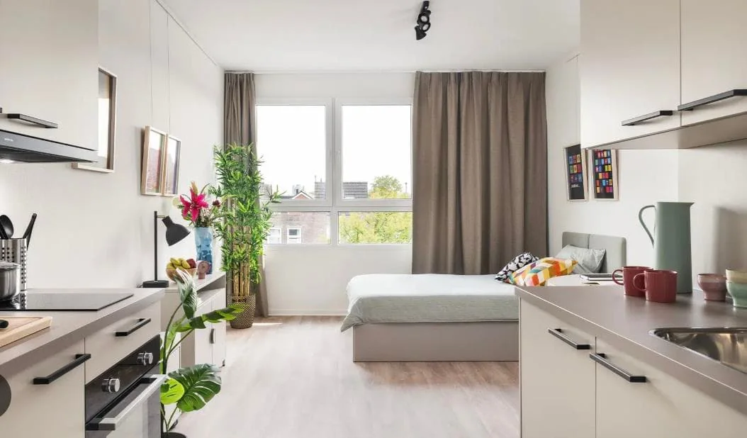geblurde versie van de foto als achtergrond