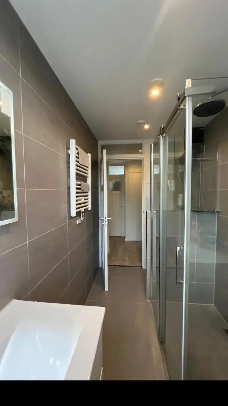 Foto van de Kamer gelegen aan de Louise de Colignystraat in Amsterdam