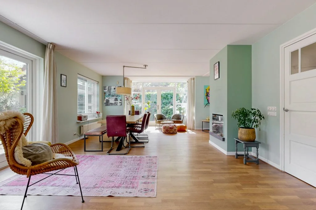 geblurde versie van de foto als achtergrond