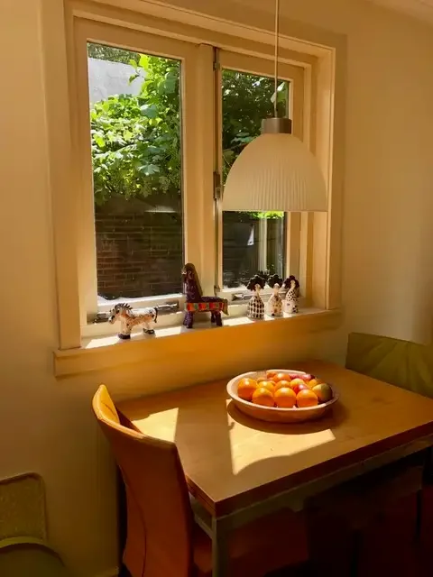 geblurde versie van de foto als achtergrond