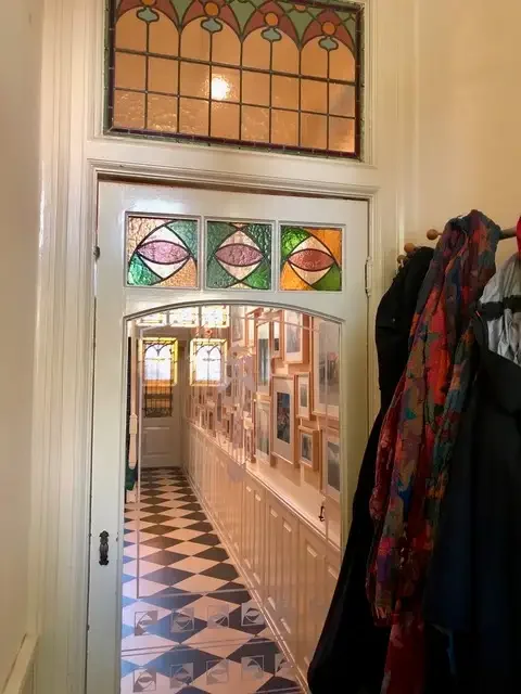 geblurde versie van de foto als achtergrond