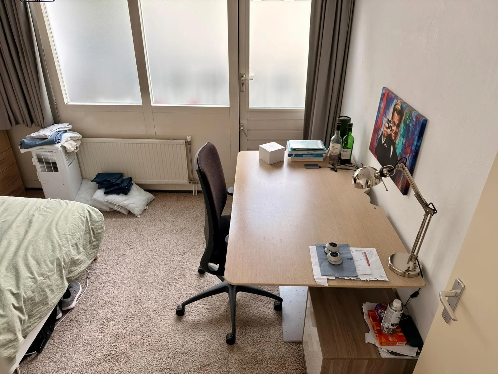 geblurde versie van de foto als achtergrond
