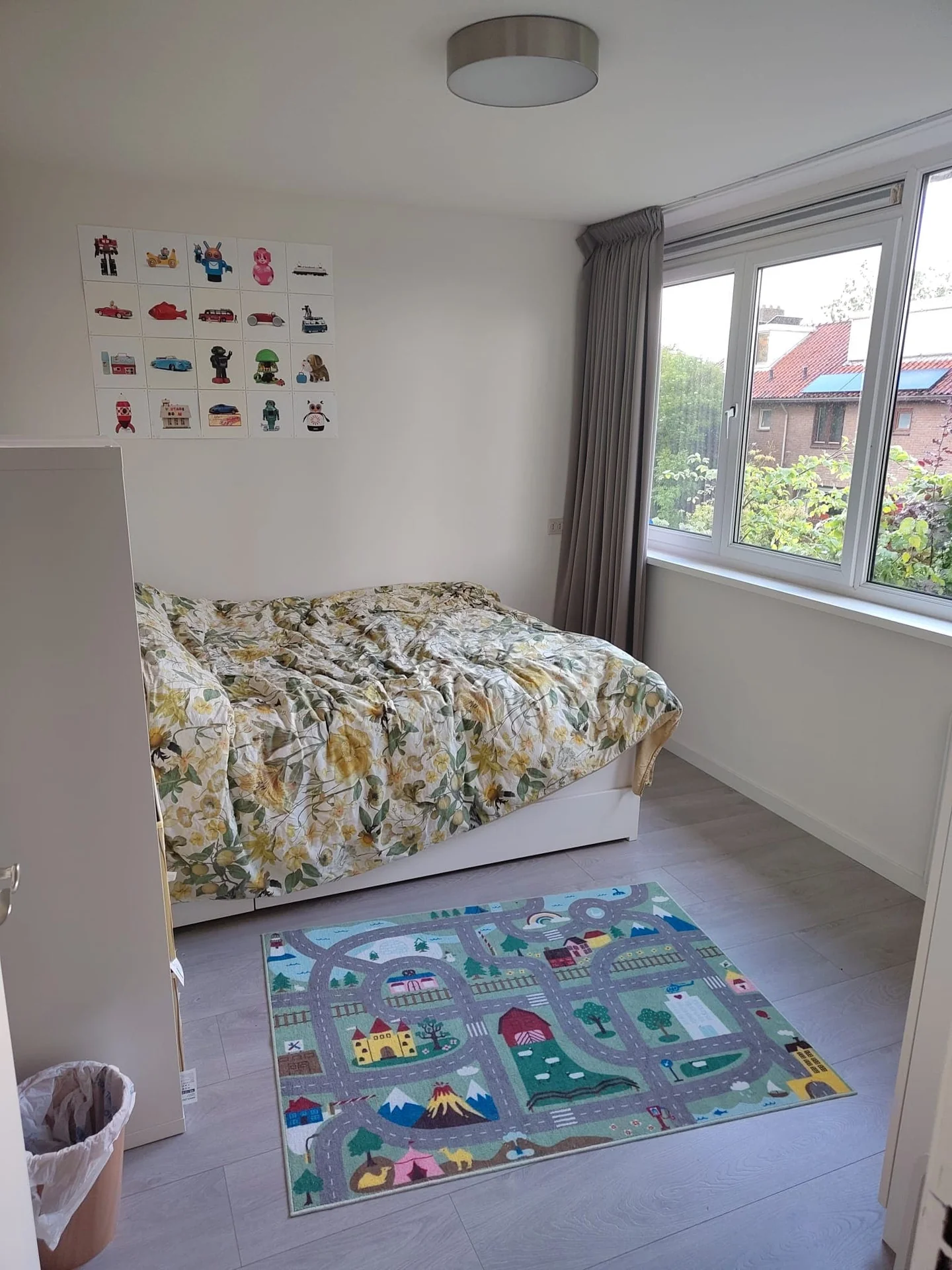 geblurde versie van de foto als achtergrond
