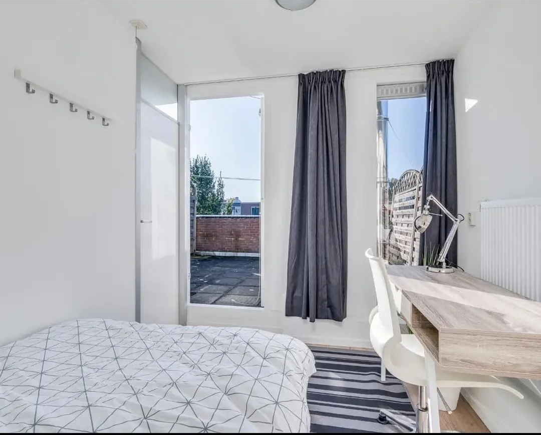 Foto van de Kamer gelegen aan de Cornelis Speelmanstraat in Den Haag