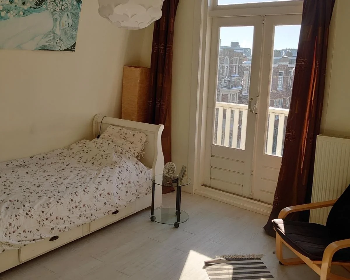 Foto van de Kamer gelegen aan de Rotterdamsestraat in Den Haag