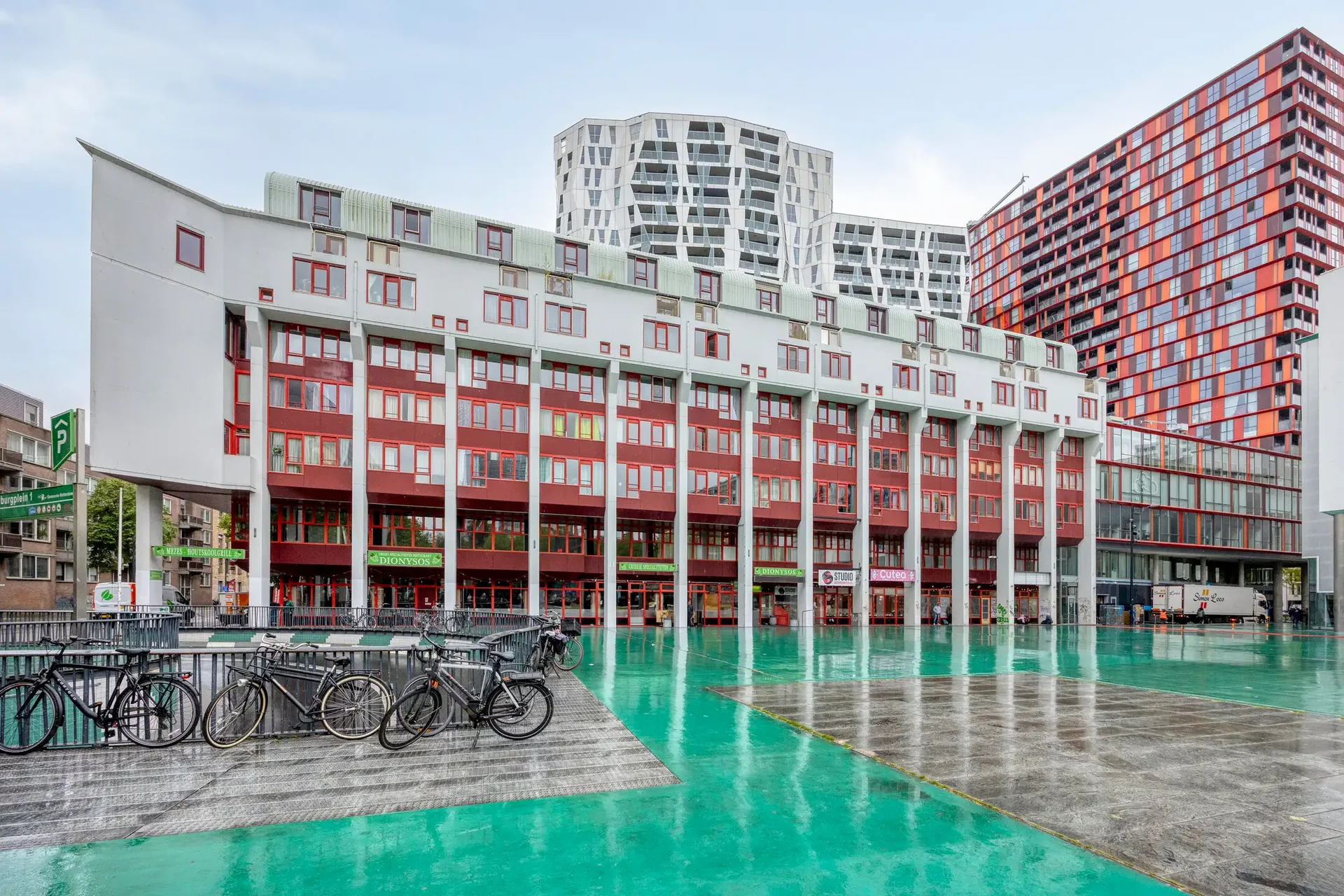 geblurde versie van de foto als achtergrond