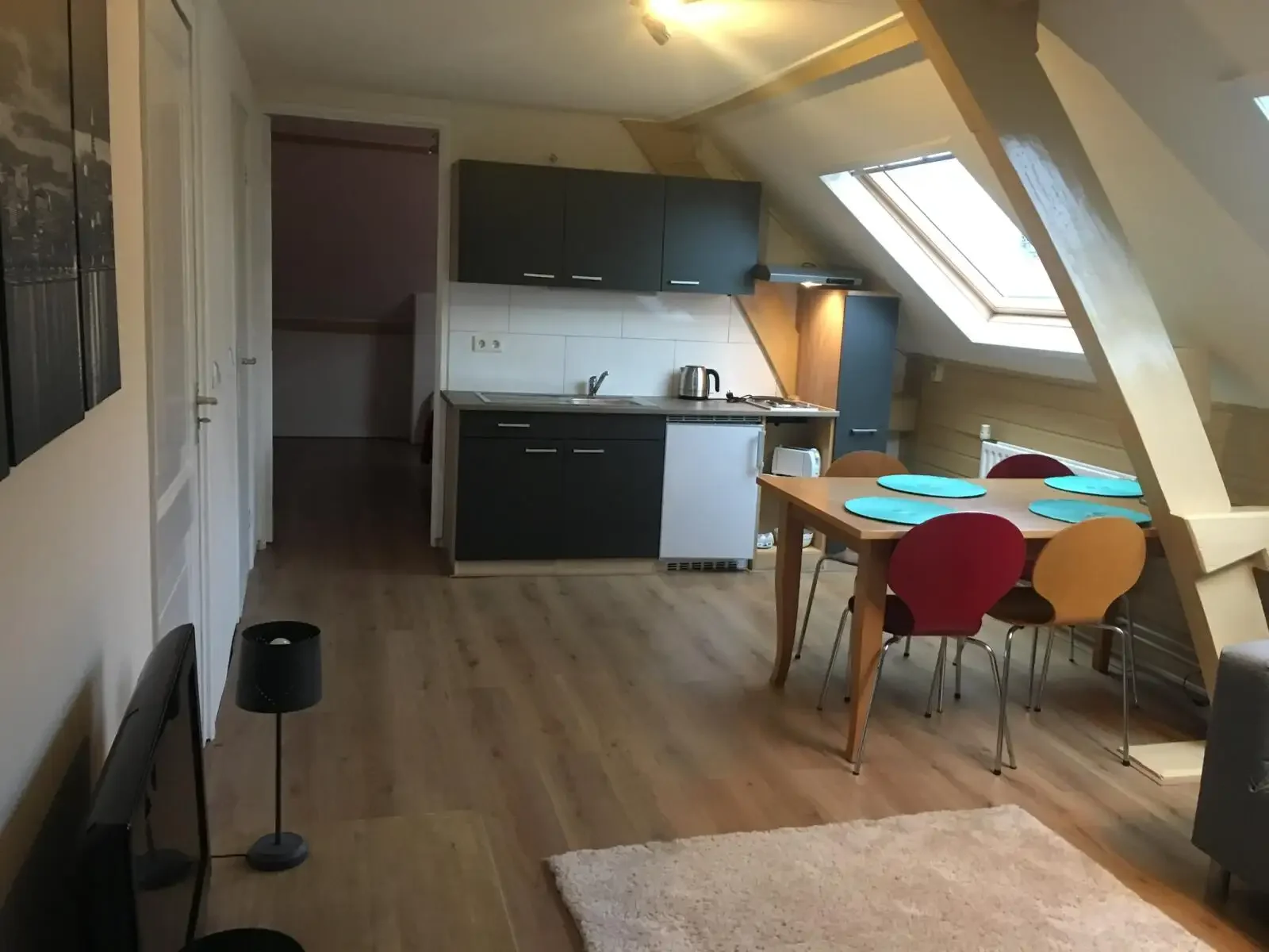 geblurde versie van de foto als achtergrond