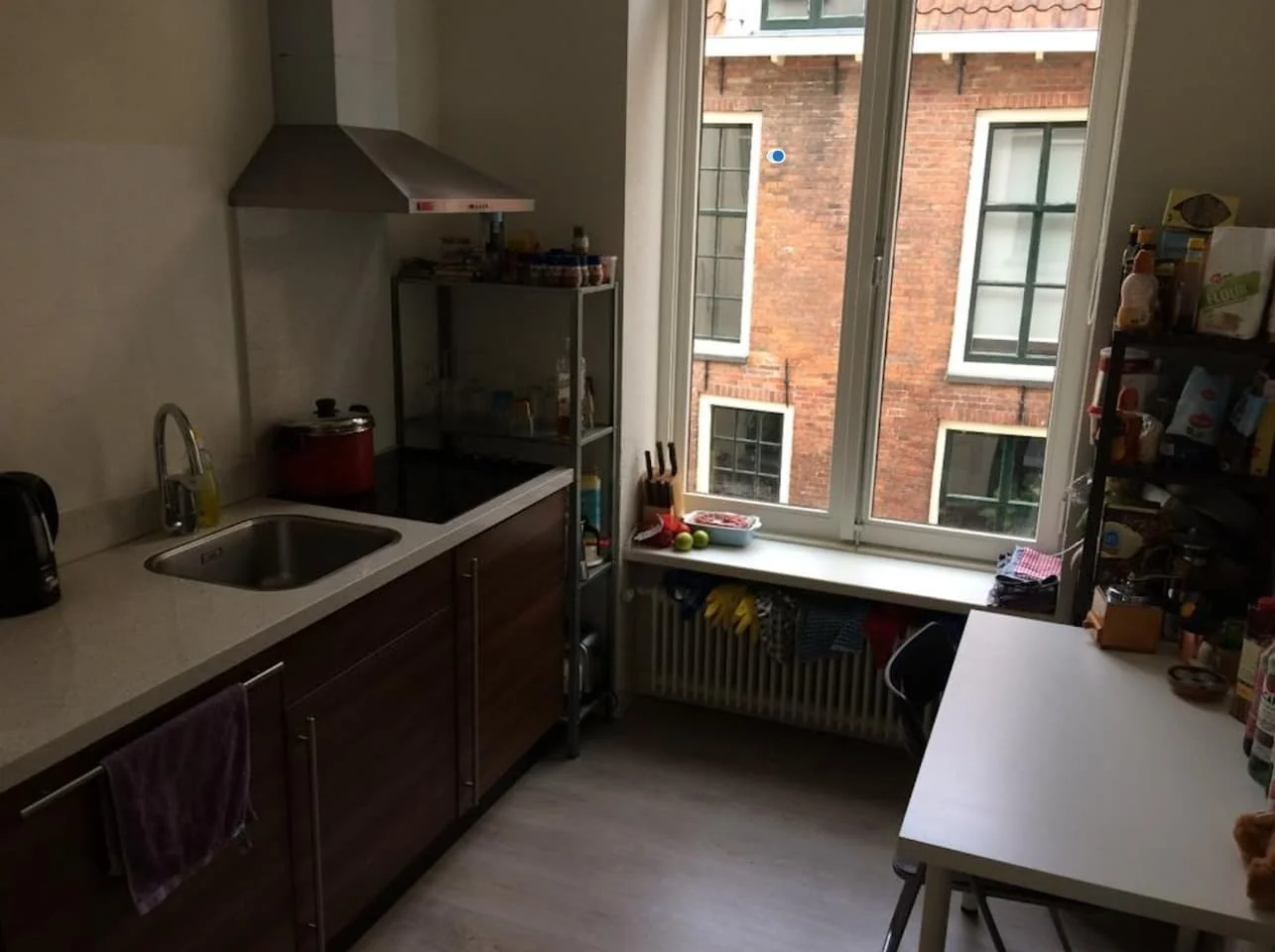 geblurde versie van de foto als achtergrond