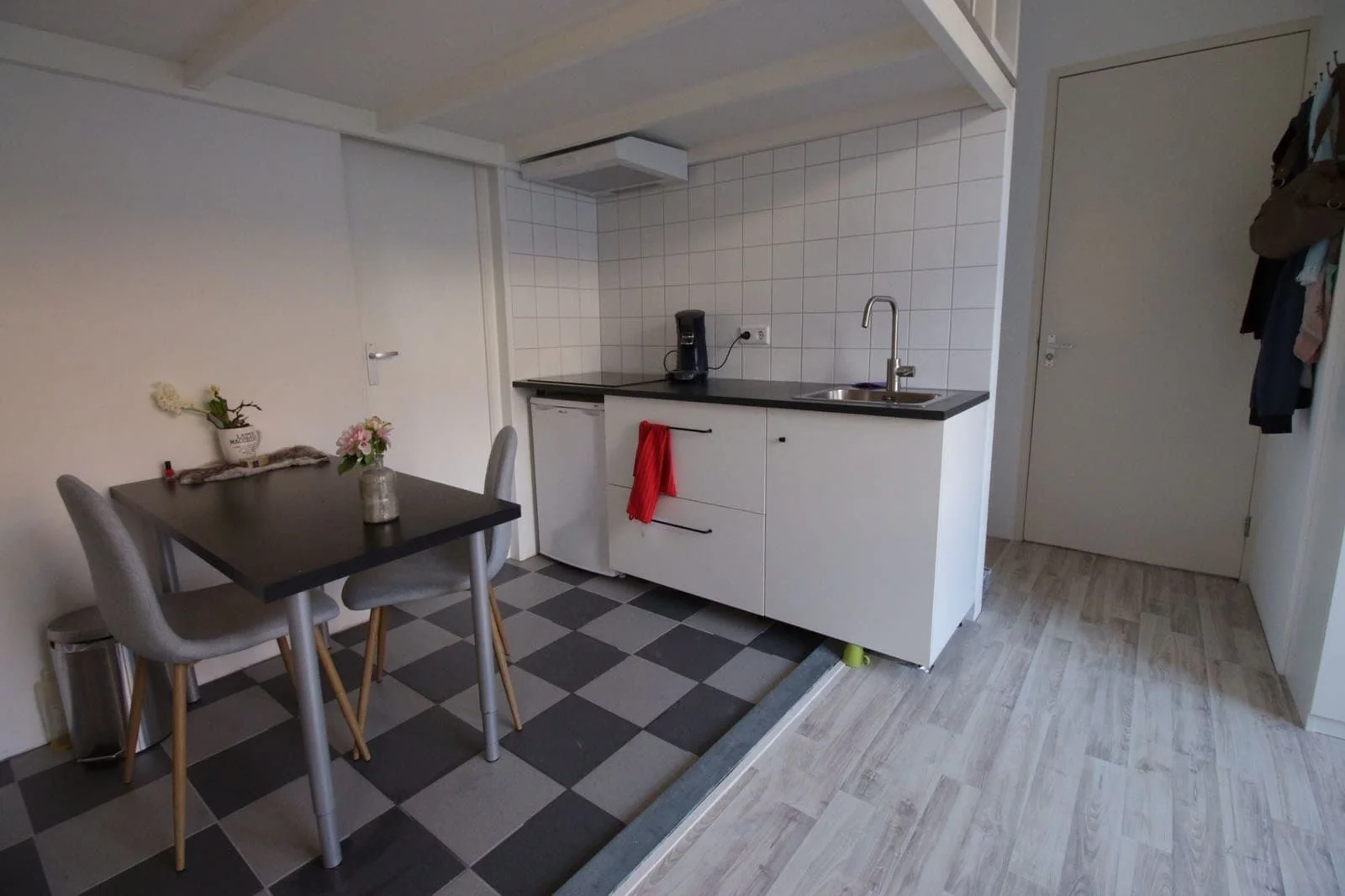 geblurde versie van de foto als achtergrond