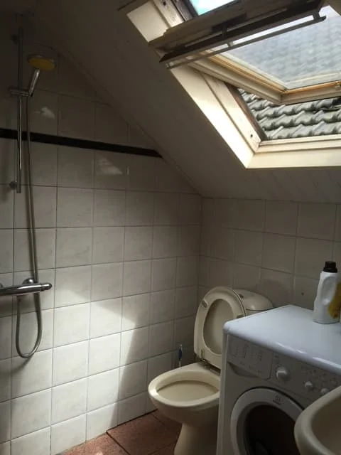Foto van de Kamer gelegen aan de Mathenesserdijk in Rotterdam