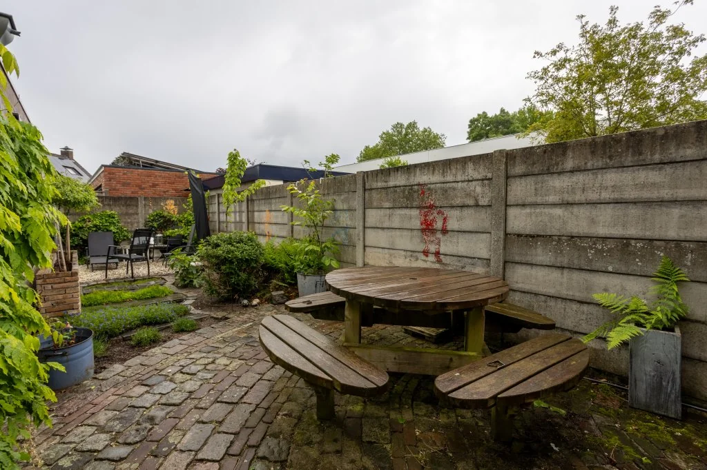 geblurde versie van de foto als achtergrond