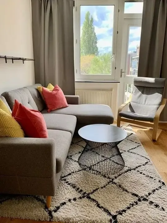 geblurde versie van de foto als achtergrond