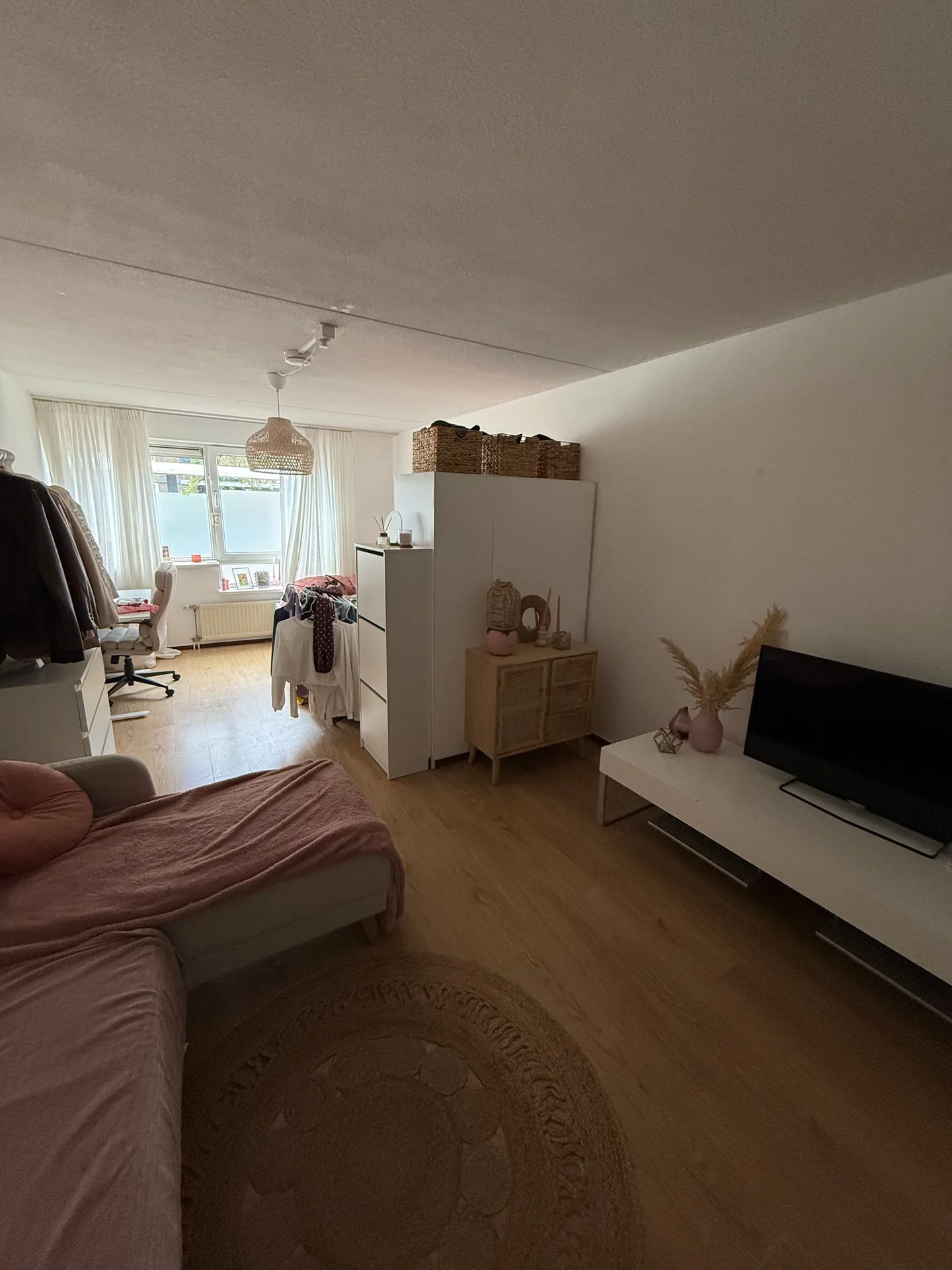 geblurde versie van de foto als achtergrond