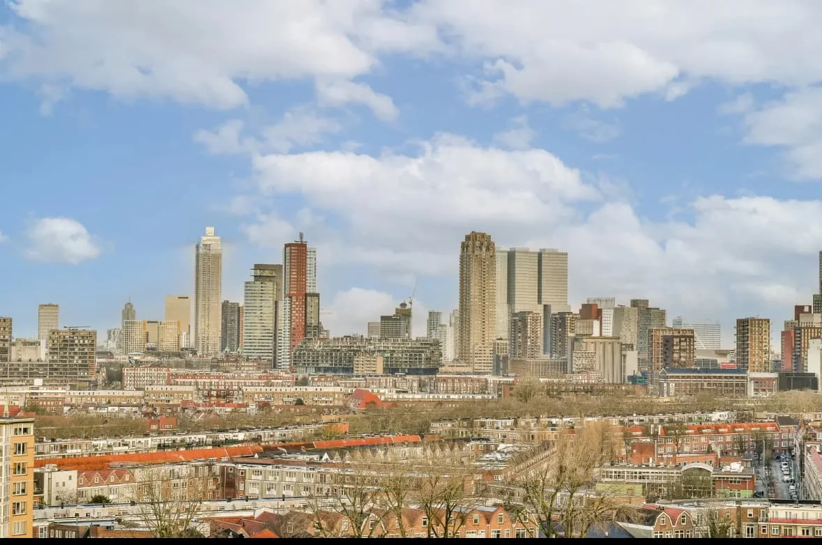 Foto van de Appartement gelegen aan de Strevelsweg in Rotterdam