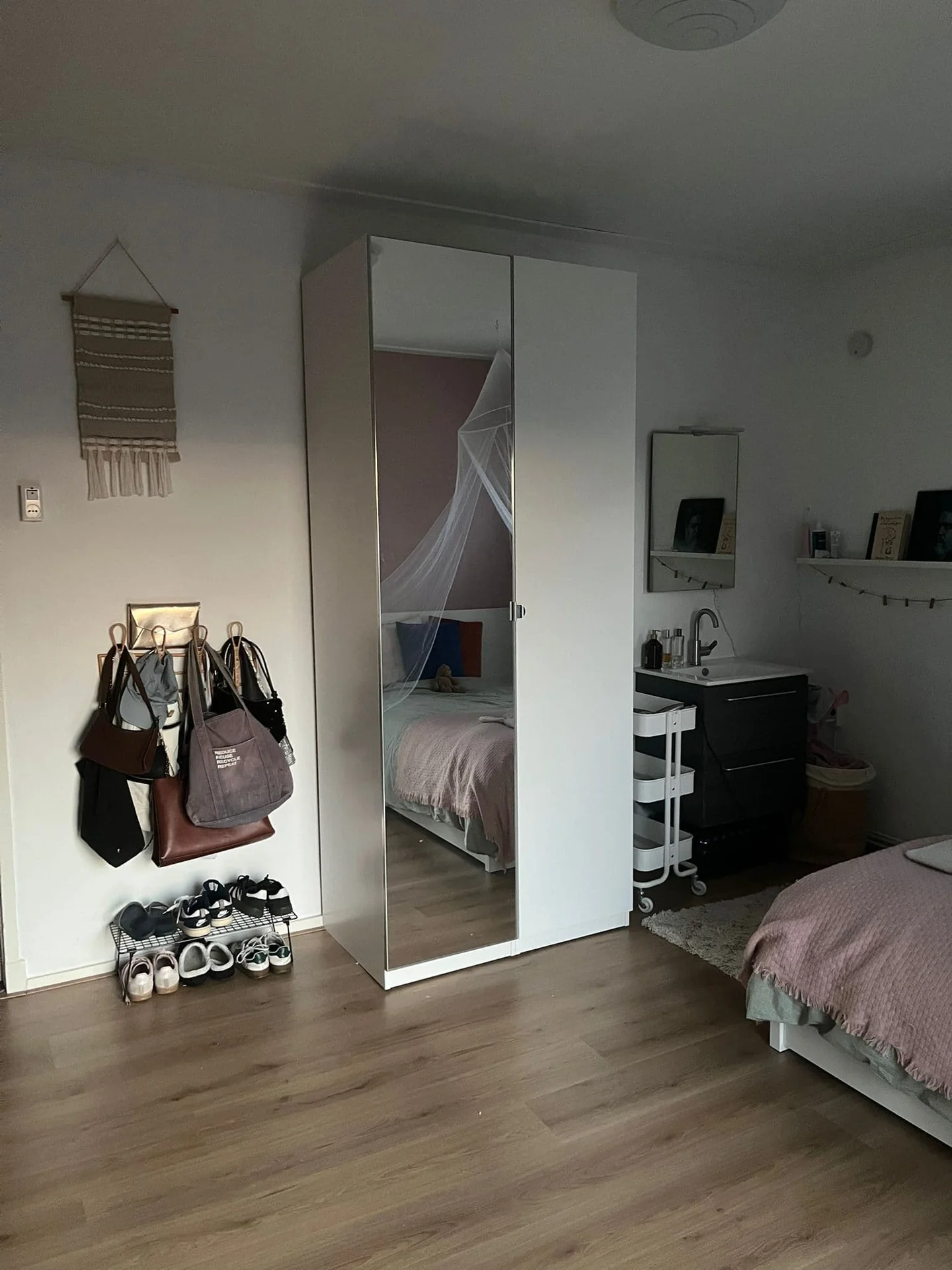 geblurde versie van de foto als achtergrond