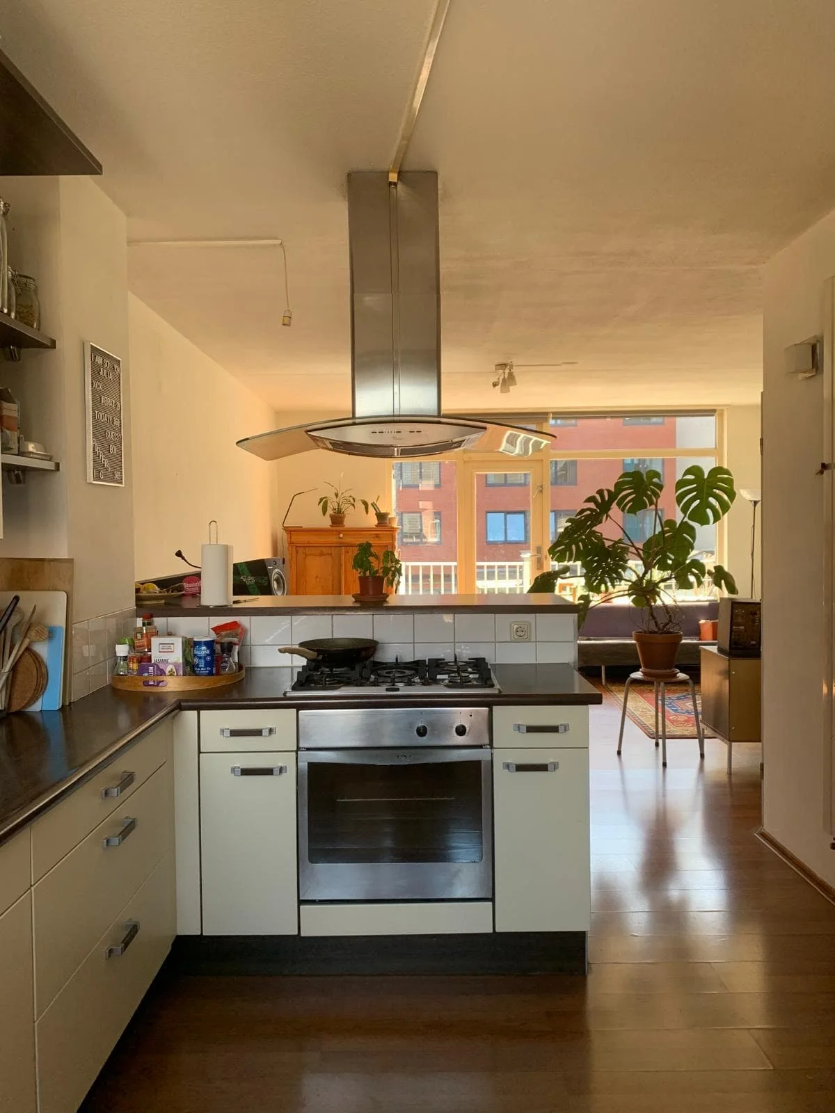 Foto van de Kamer gelegen aan de Meester Marrestraat in Rotterdam