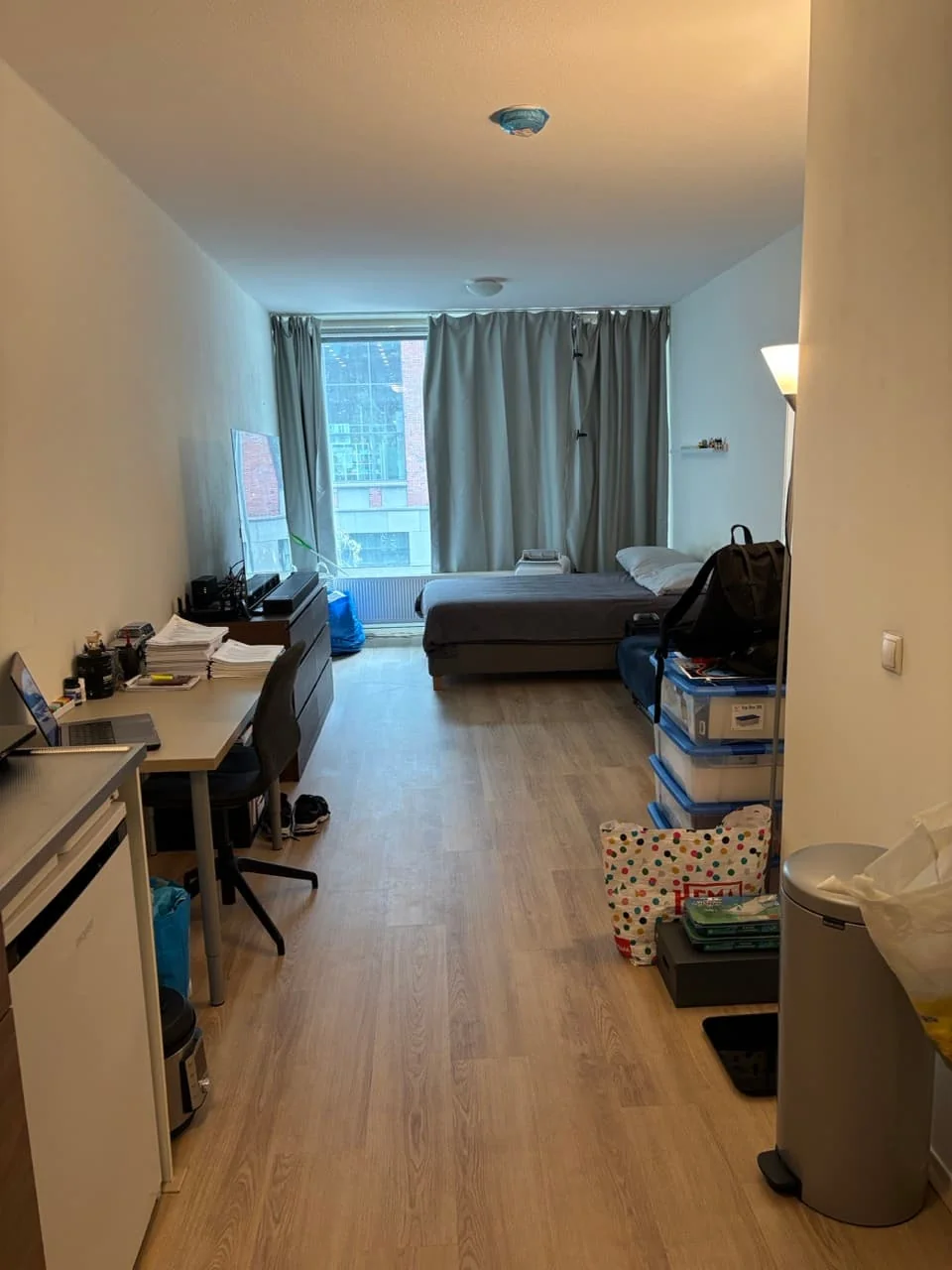 geblurde versie van de foto als achtergrond