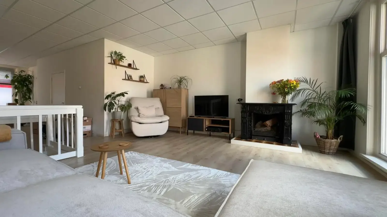 geblurde versie van de foto als achtergrond