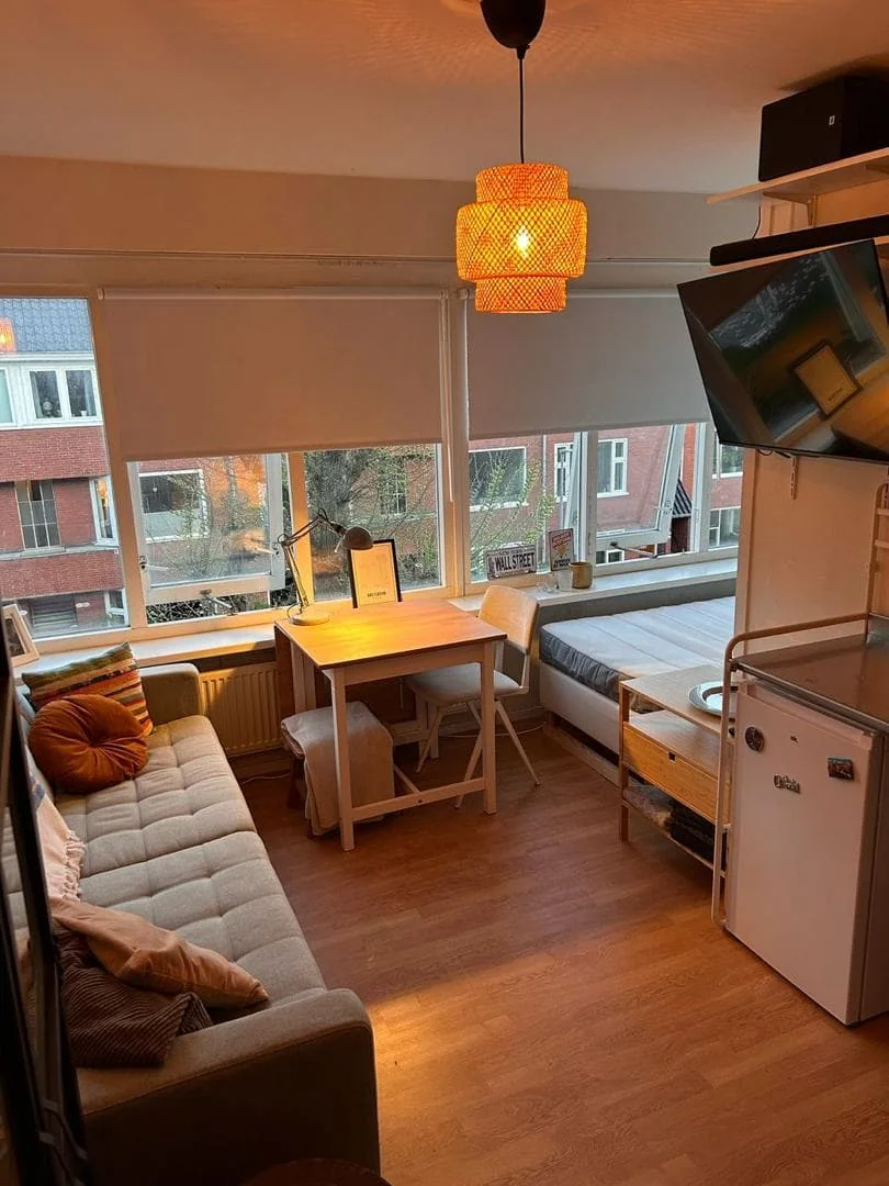 geblurde versie van de foto als achtergrond