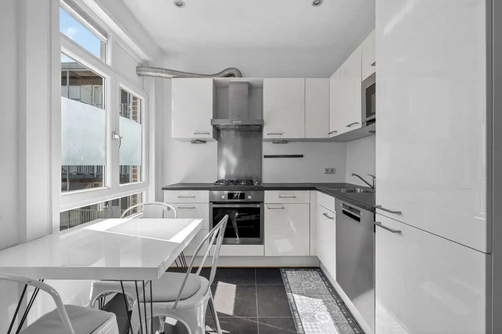 Foto van de Appartement gelegen aan de Karperweg in Amsterdam