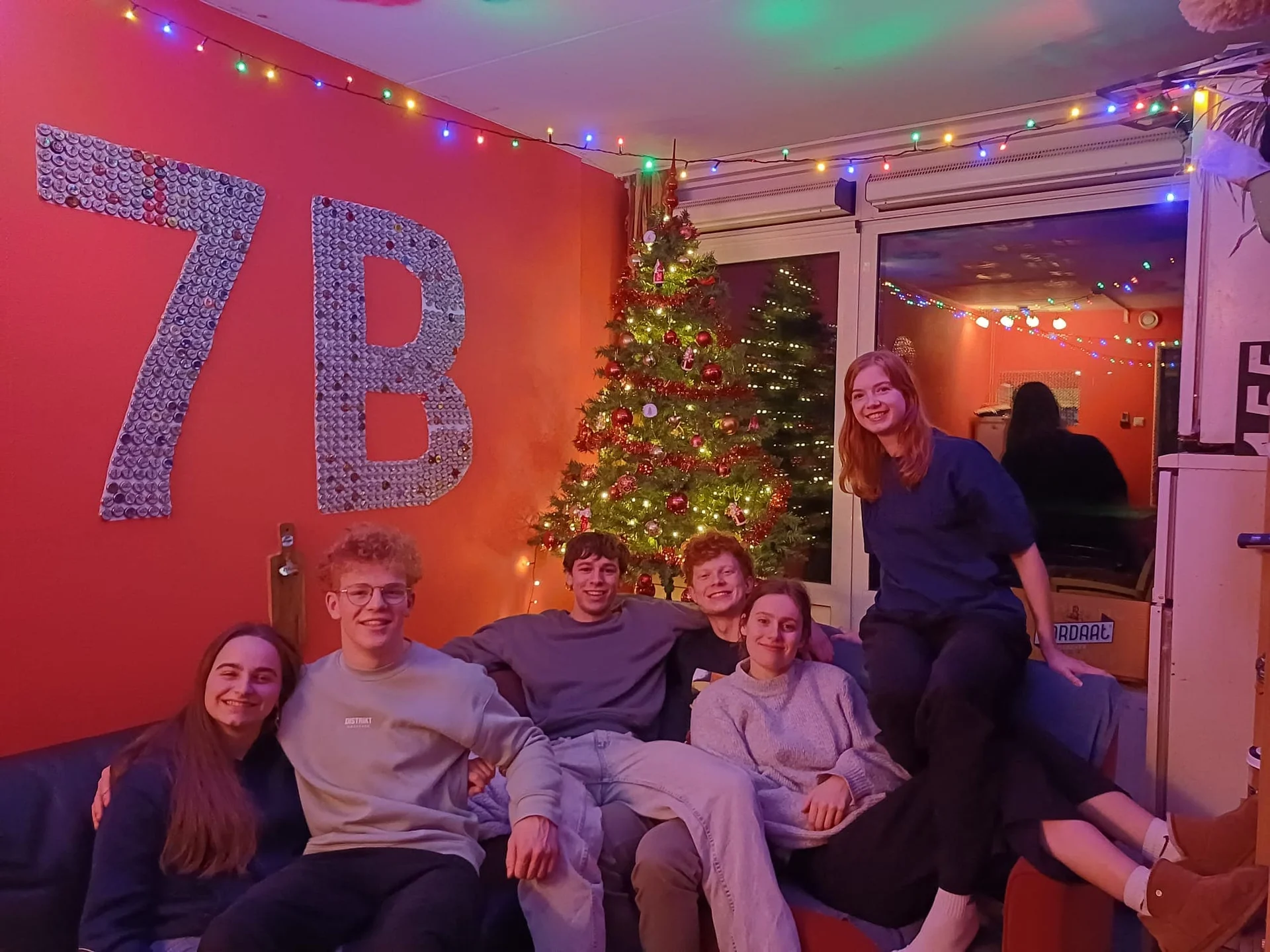 geblurde versie van de foto als achtergrond