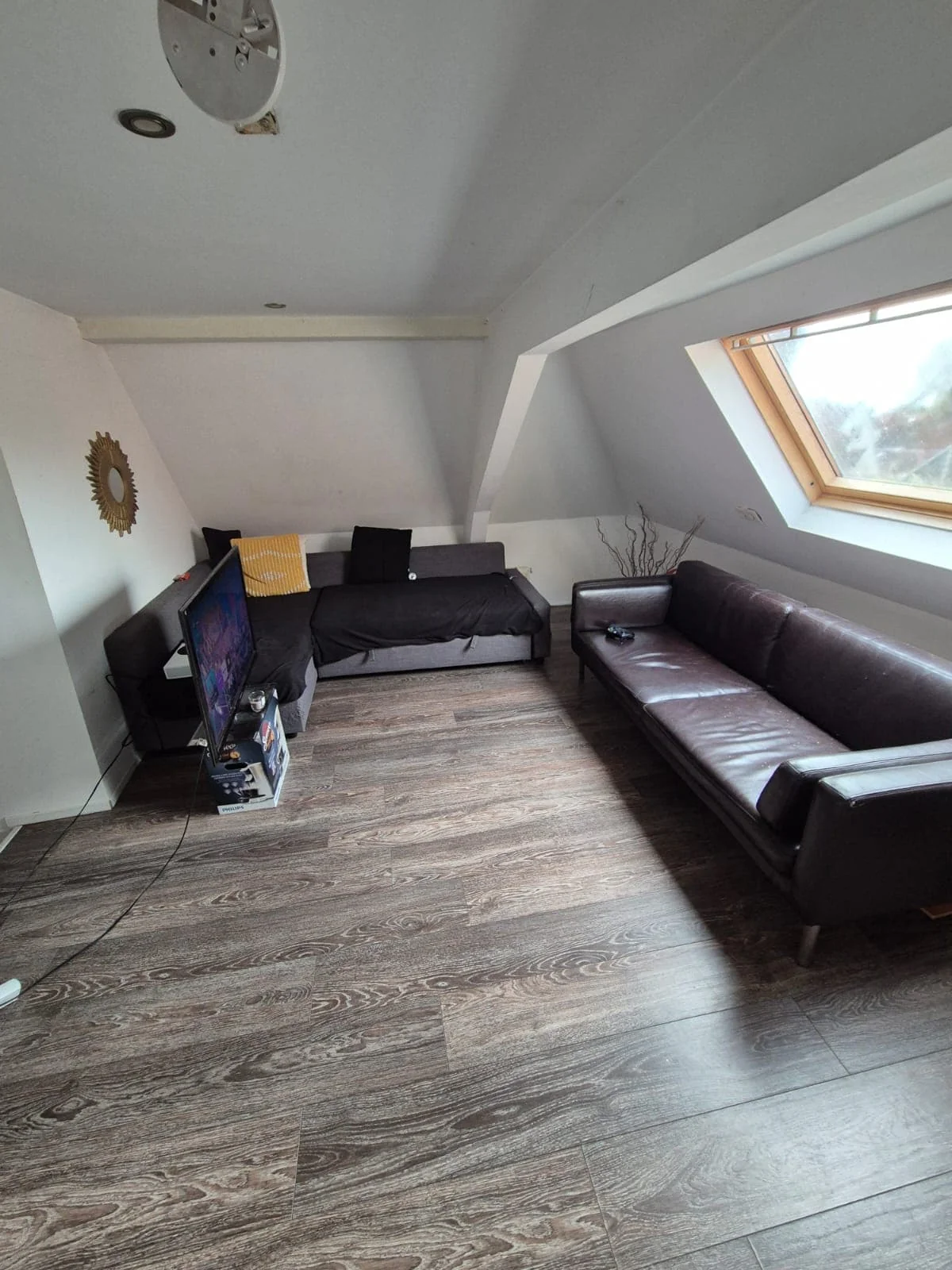 geblurde versie van de foto als achtergrond