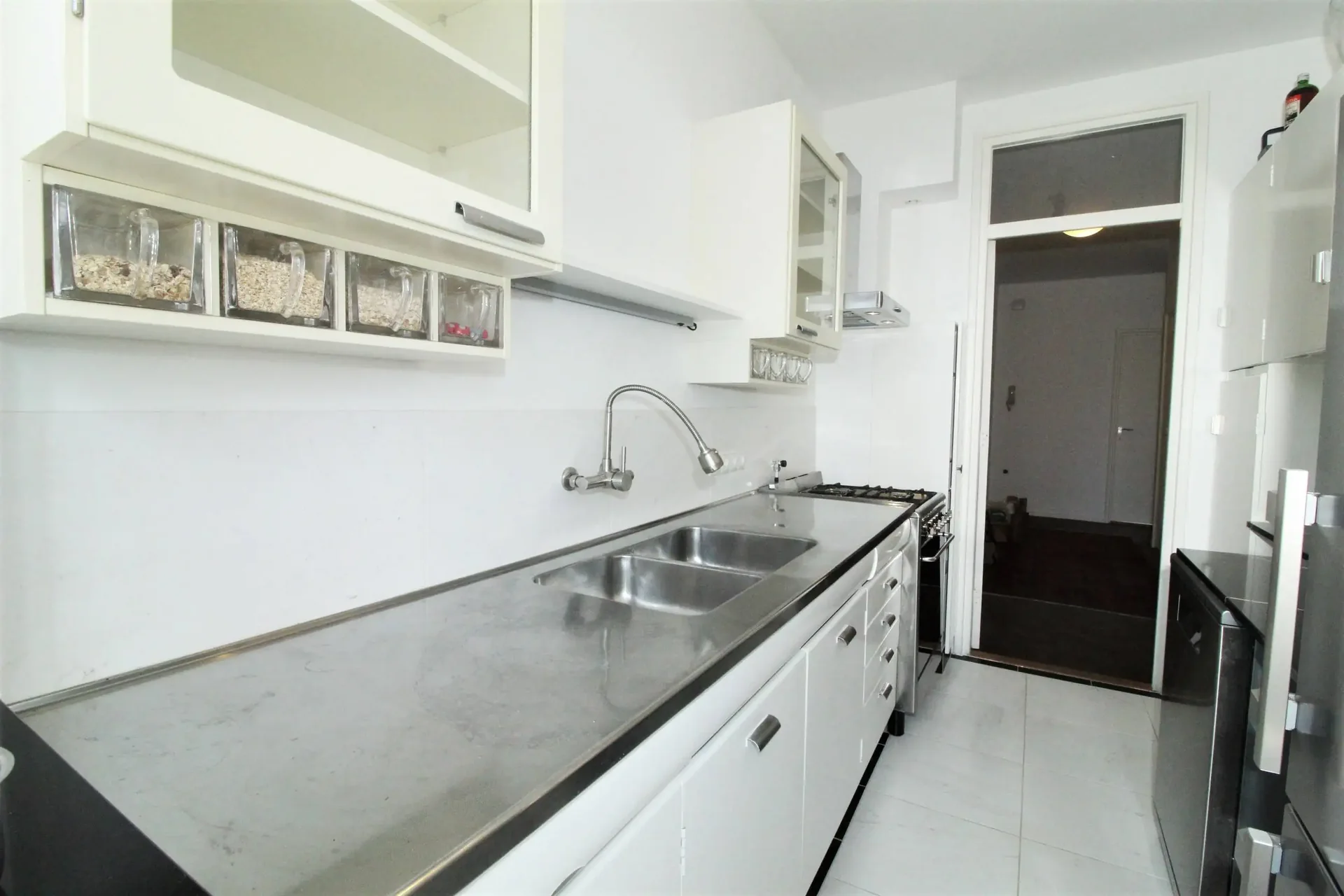 Foto van de Appartement gelegen aan de Parkweg in Den Haag