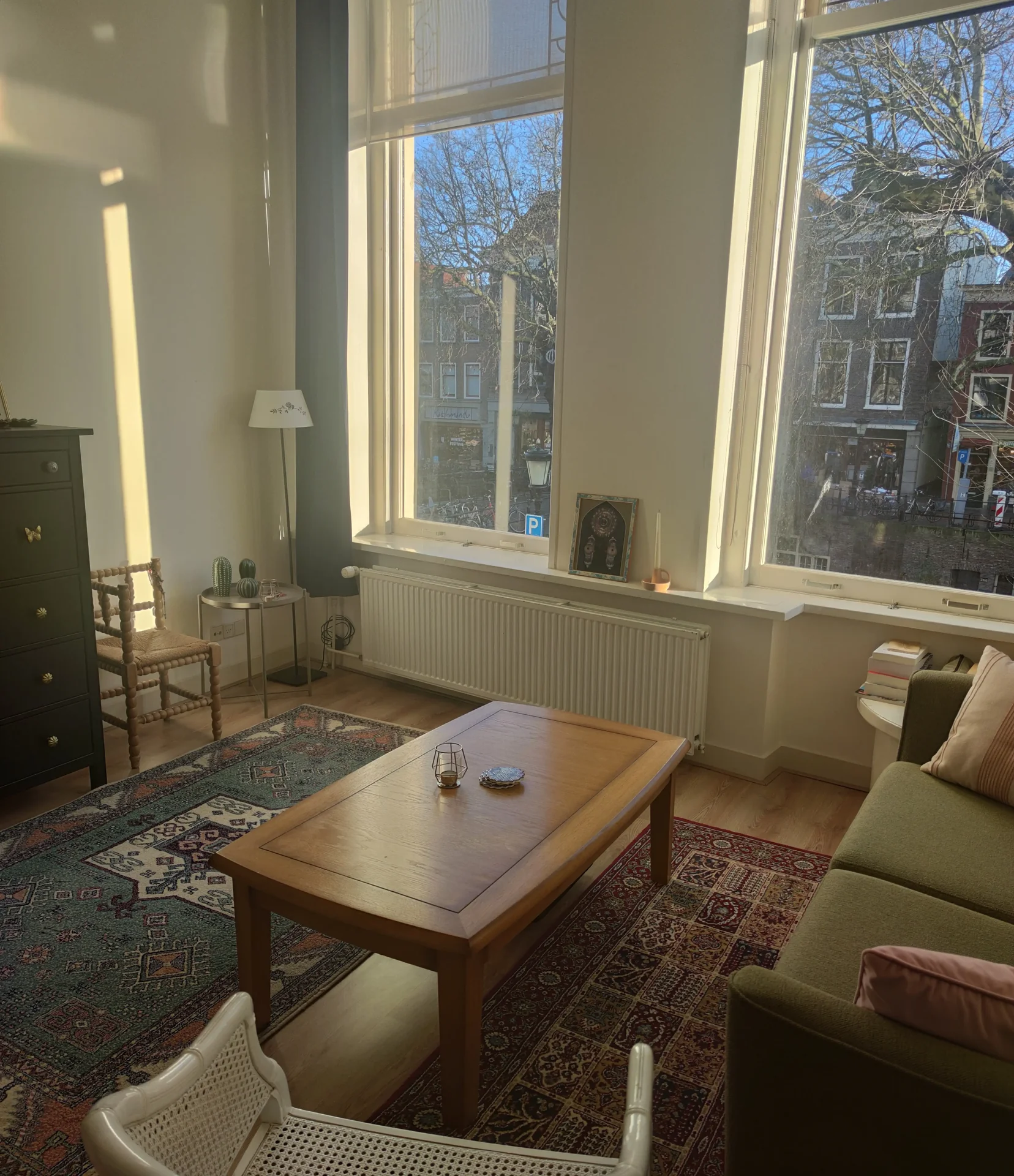 geblurde versie van de foto als achtergrond