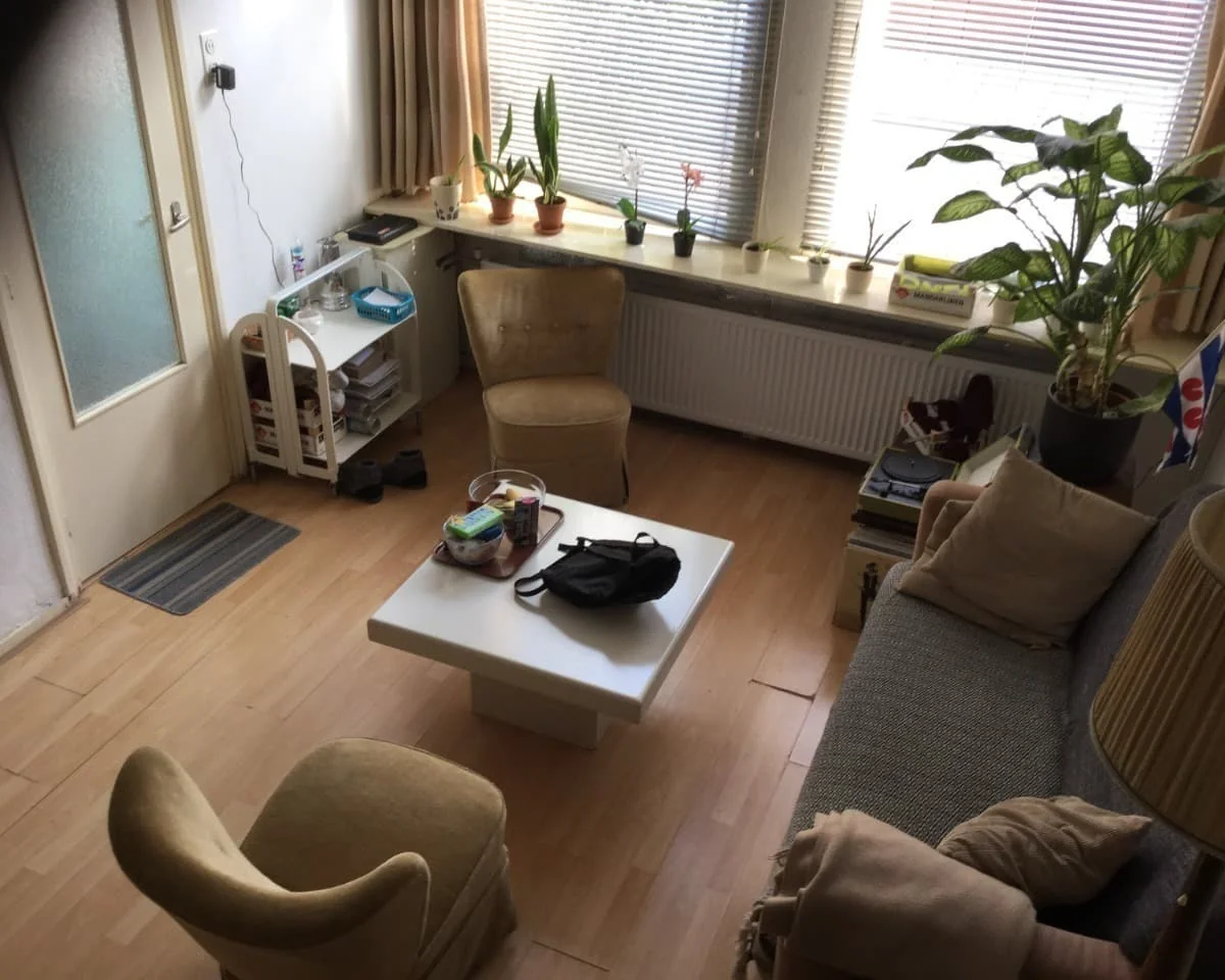 geblurde versie van de foto als achtergrond