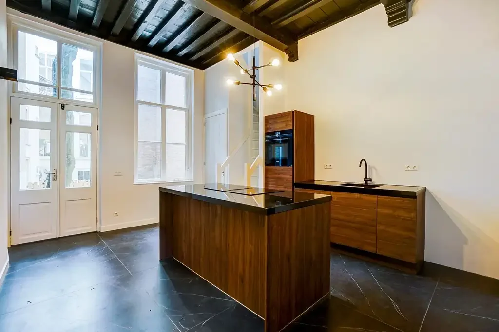 Foto van de Appartement gelegen aan de Buitenhof in Den Haag