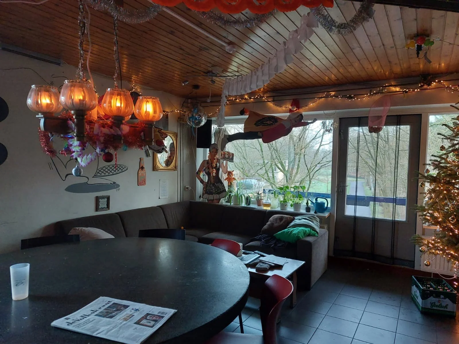geblurde versie van de foto als achtergrond