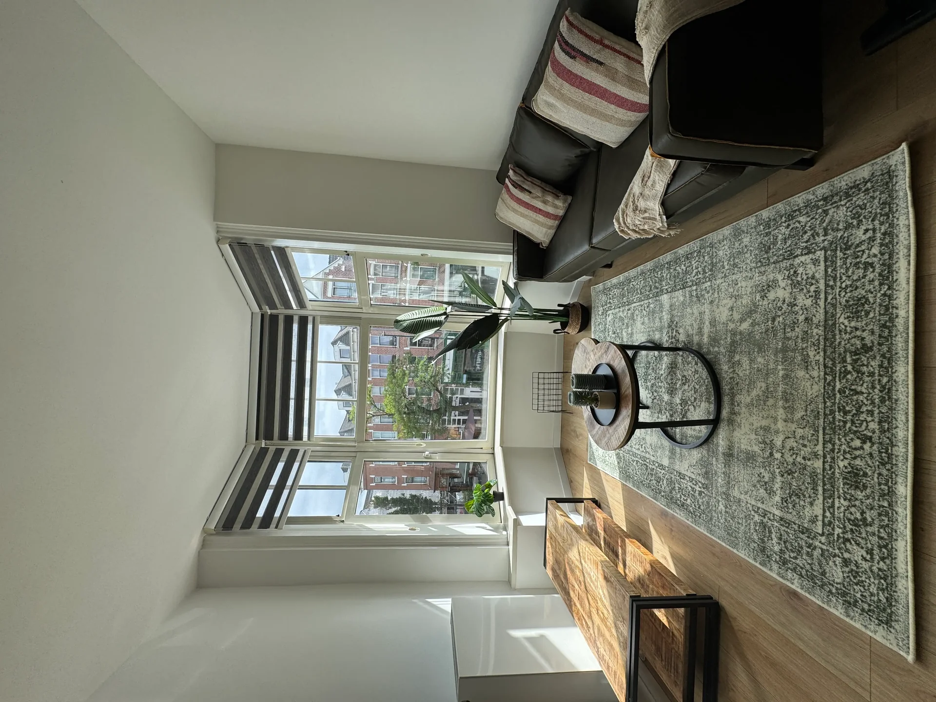 Foto van de Appartement gelegen aan de Middellandplein in Rotterdam