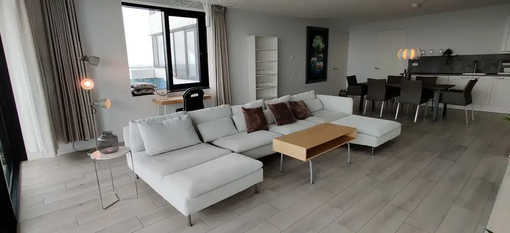 Foto van de Appartement gelegen aan de Anna van Buerenplein in Den Haag