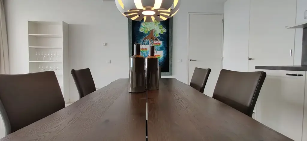 Foto van de Appartement gelegen aan de Anna van Buerenplein in Den Haag