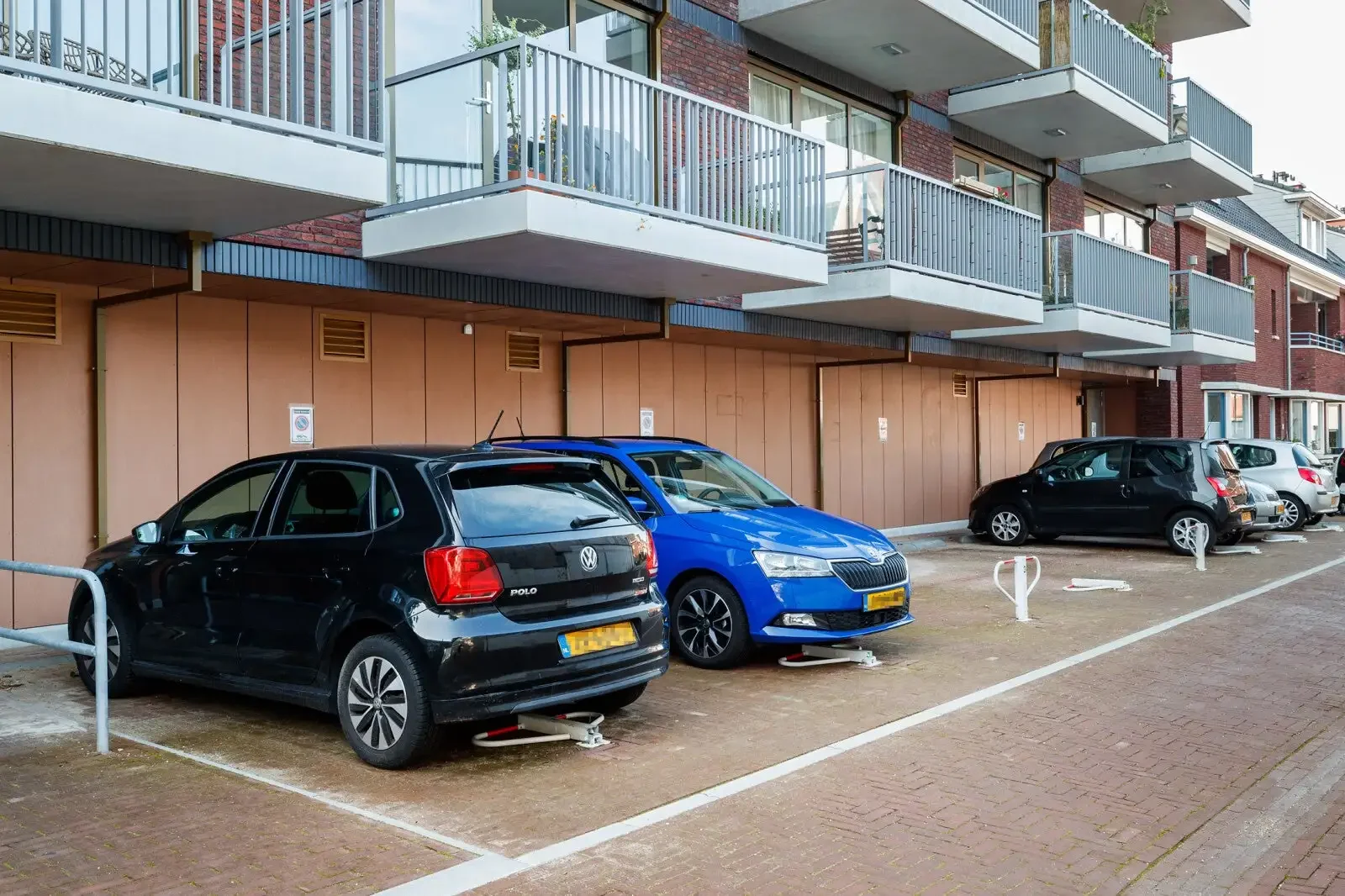 geblurde versie van de foto als achtergrond