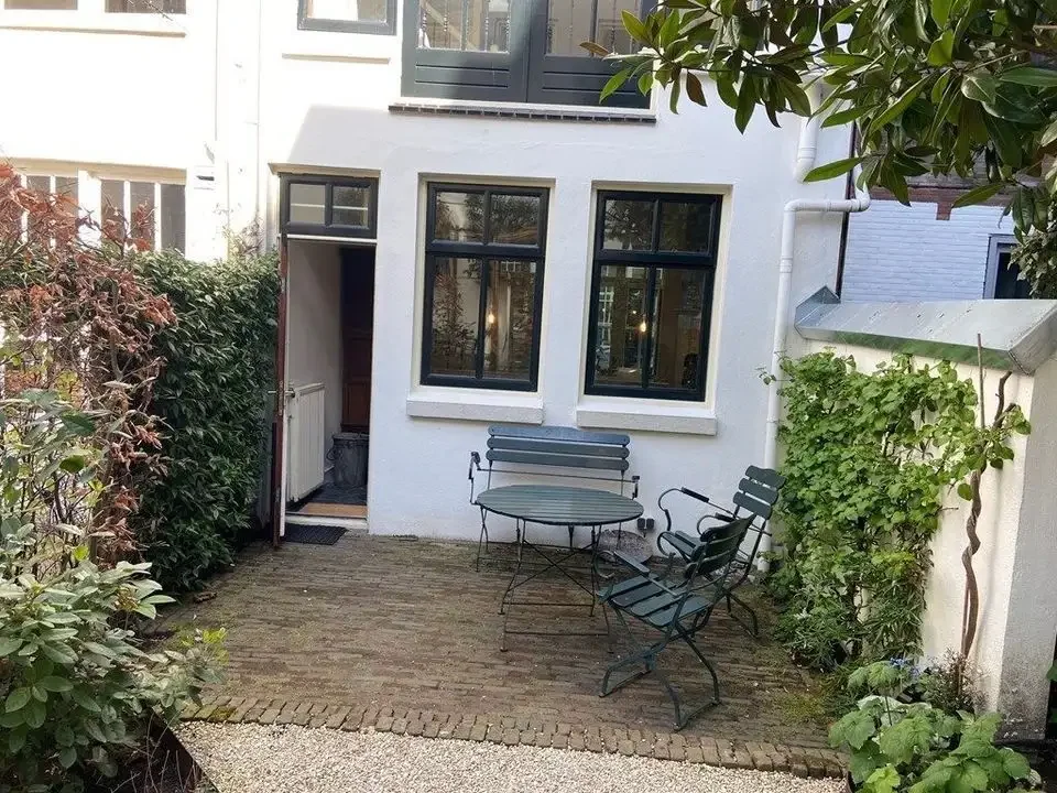 Foto van de Appartement gelegen aan de Tweede Bloemdwarsstraat in Amsterdam
