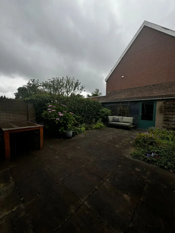 geblurde versie van de foto als achtergrond