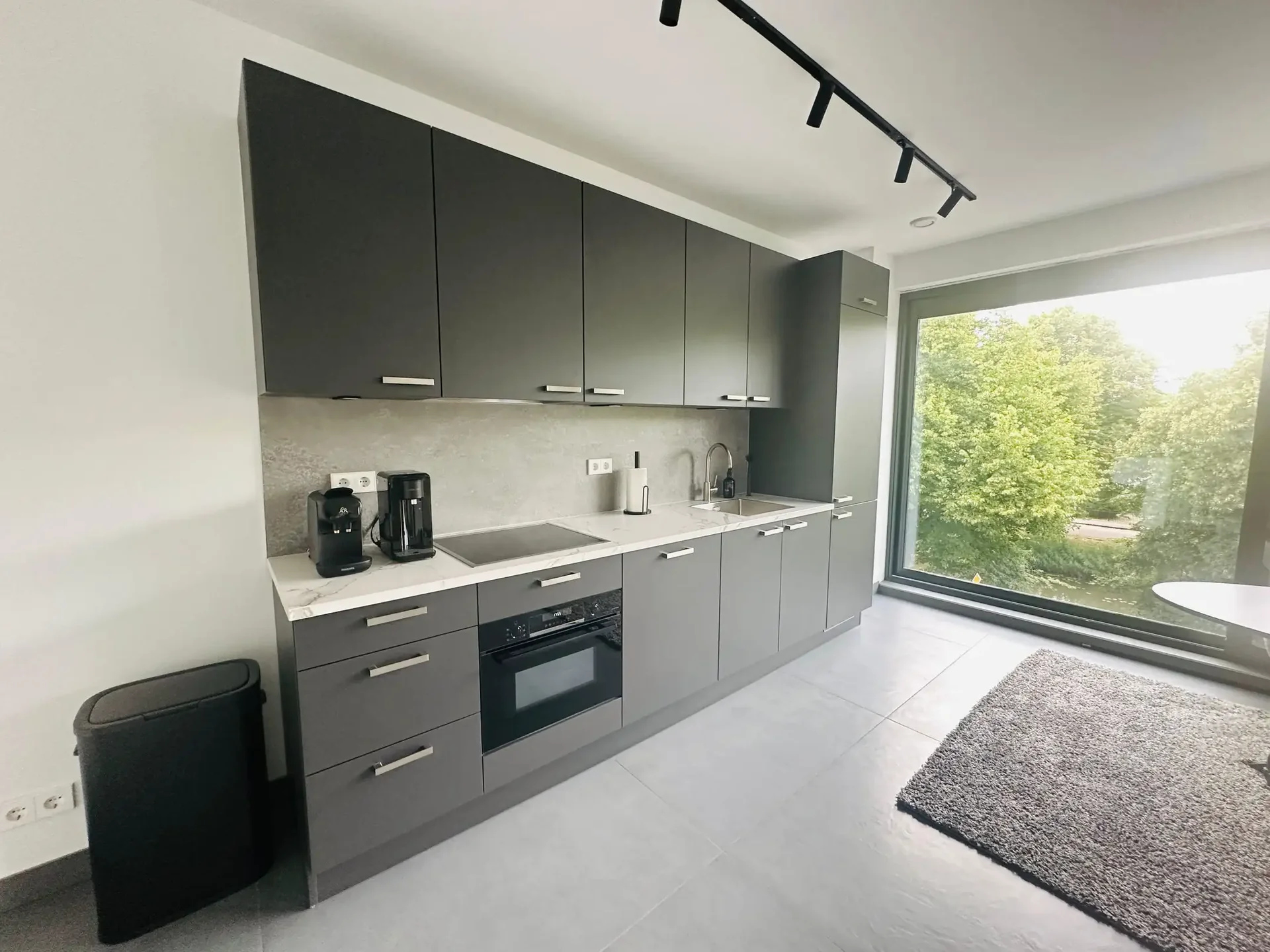 Foto van de Appartement gelegen aan de Hoofdweg in Hoofddorp