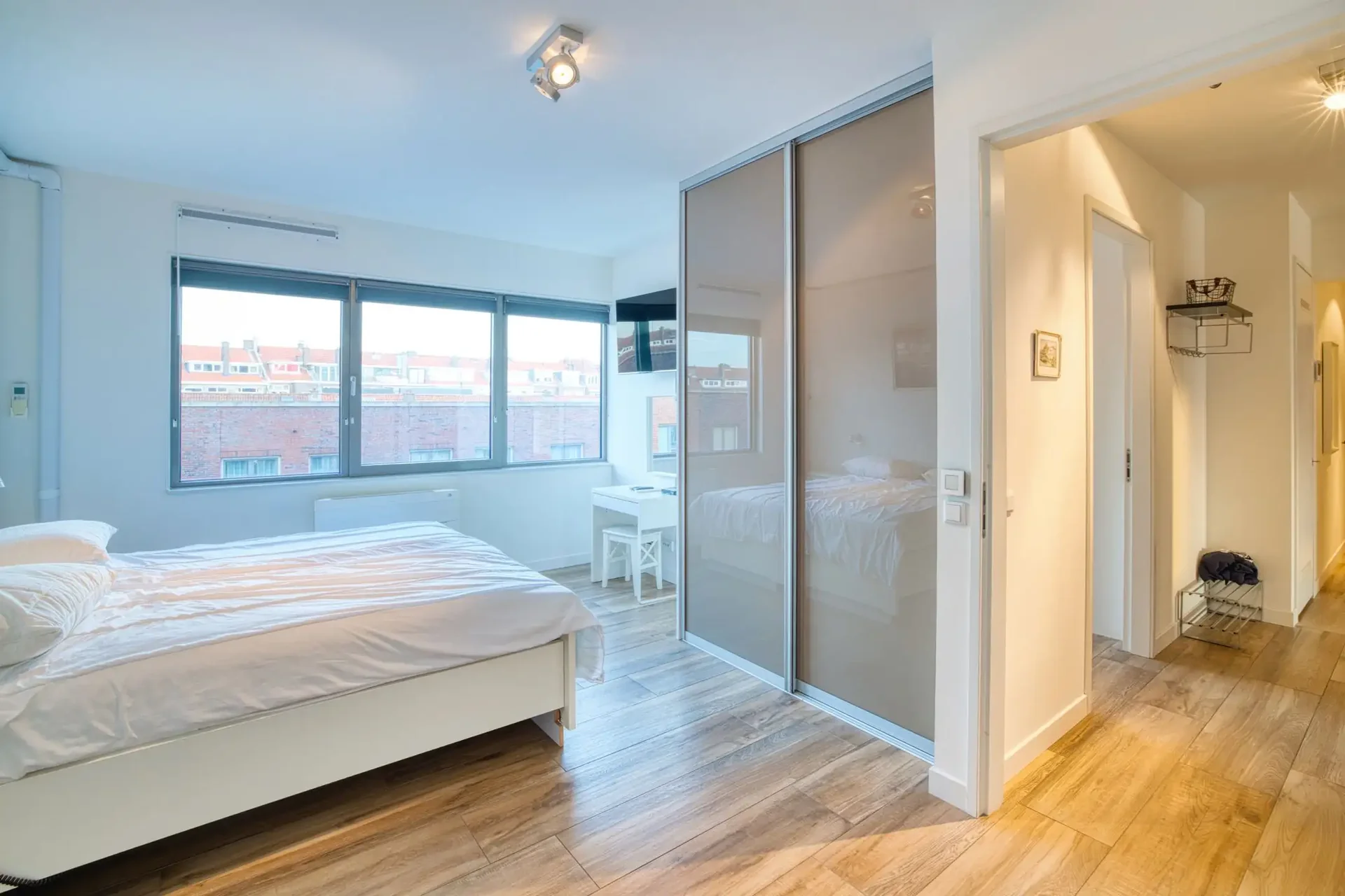 Foto van de Appartement gelegen aan de Dr. Lelykade in Den Haag