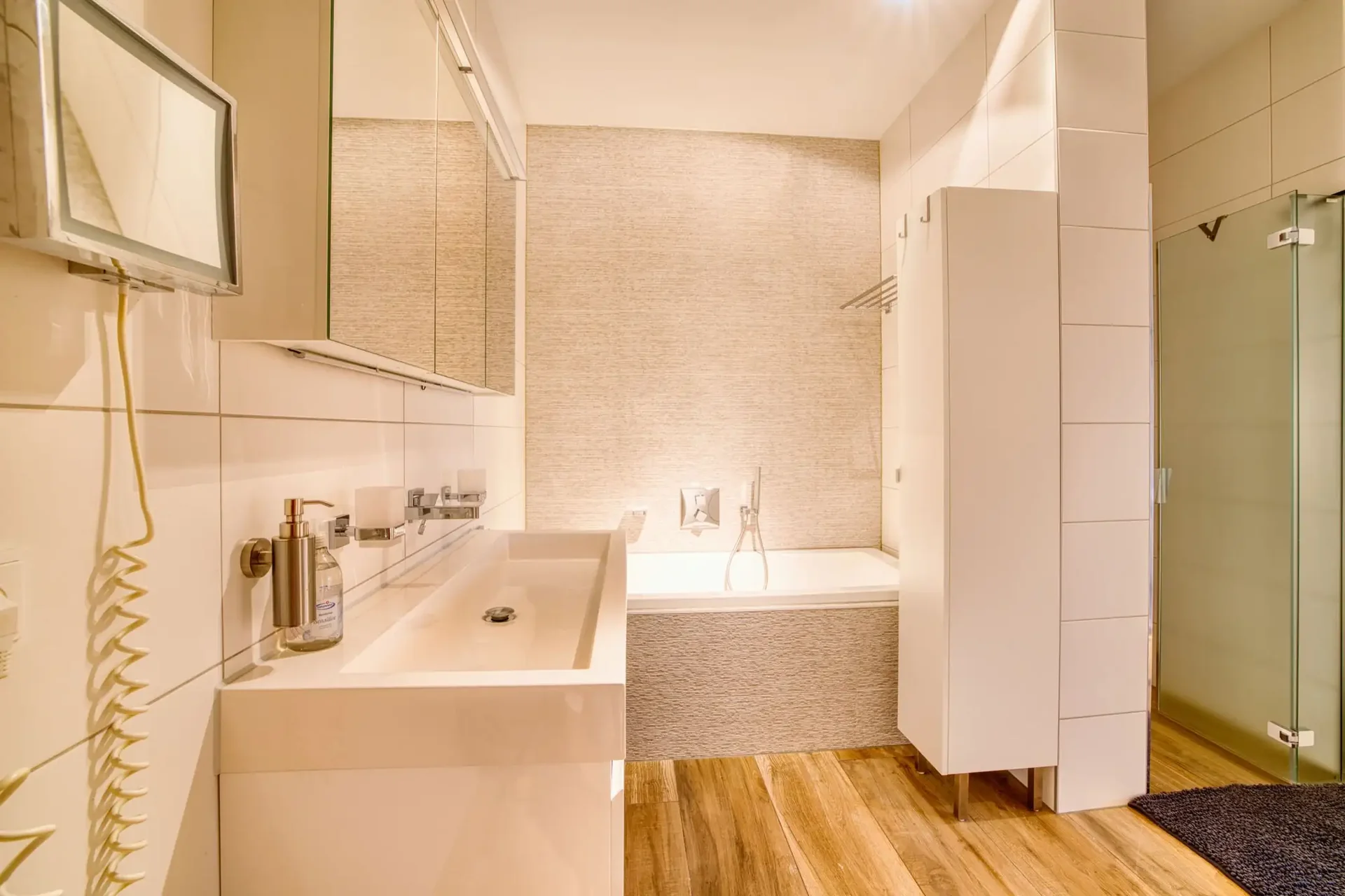 Foto van de Appartement gelegen aan de Dr. Lelykade in Den Haag