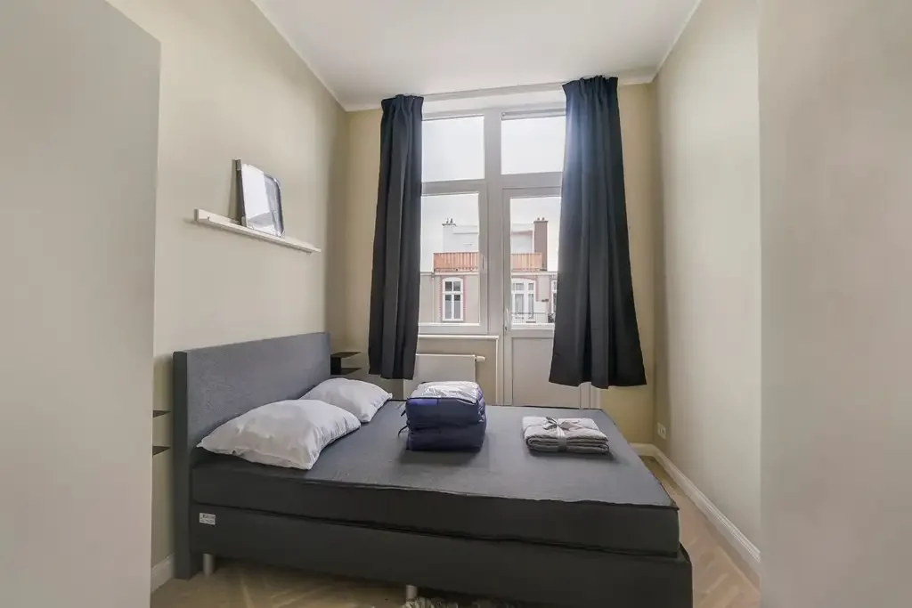 geblurde versie van de foto als achtergrond