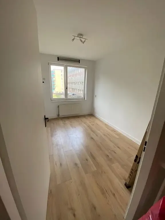 Foto van de Appartement gelegen aan de Evertsweertplantsoen in Amsterdam