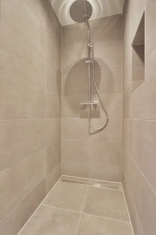 Foto van de Appartement gelegen aan de Nieuwezijds Voorburgwal in Amsterdam