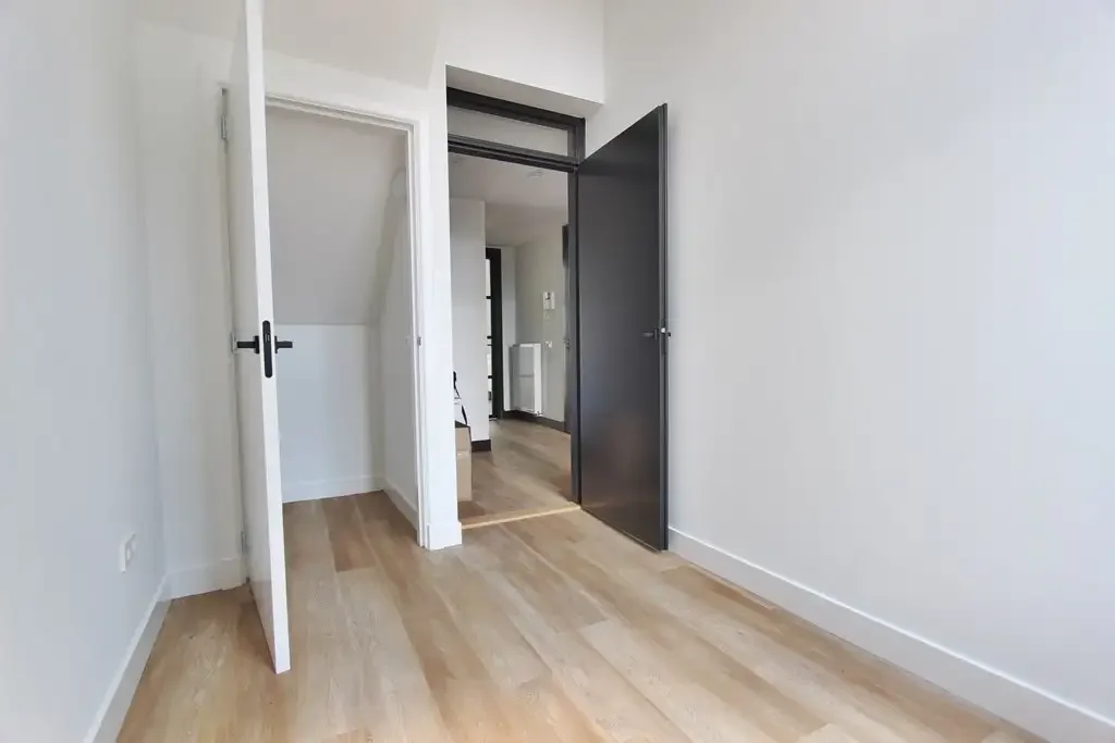 Foto van de Appartement gelegen aan de Nieuwezijds Voorburgwal in Amsterdam