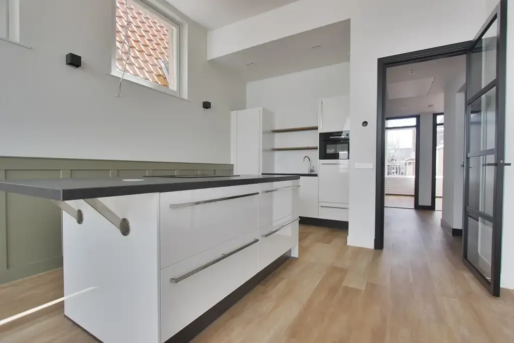Foto van de Appartement gelegen aan de Nieuwezijds Voorburgwal in Amsterdam