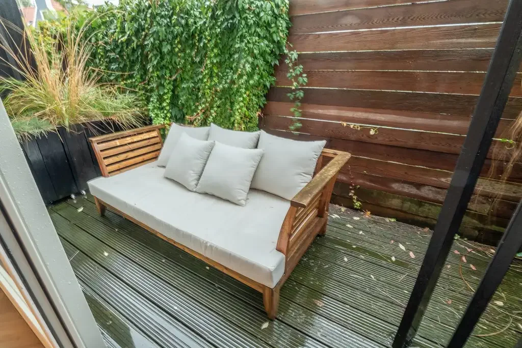 geblurde versie van de foto als achtergrond