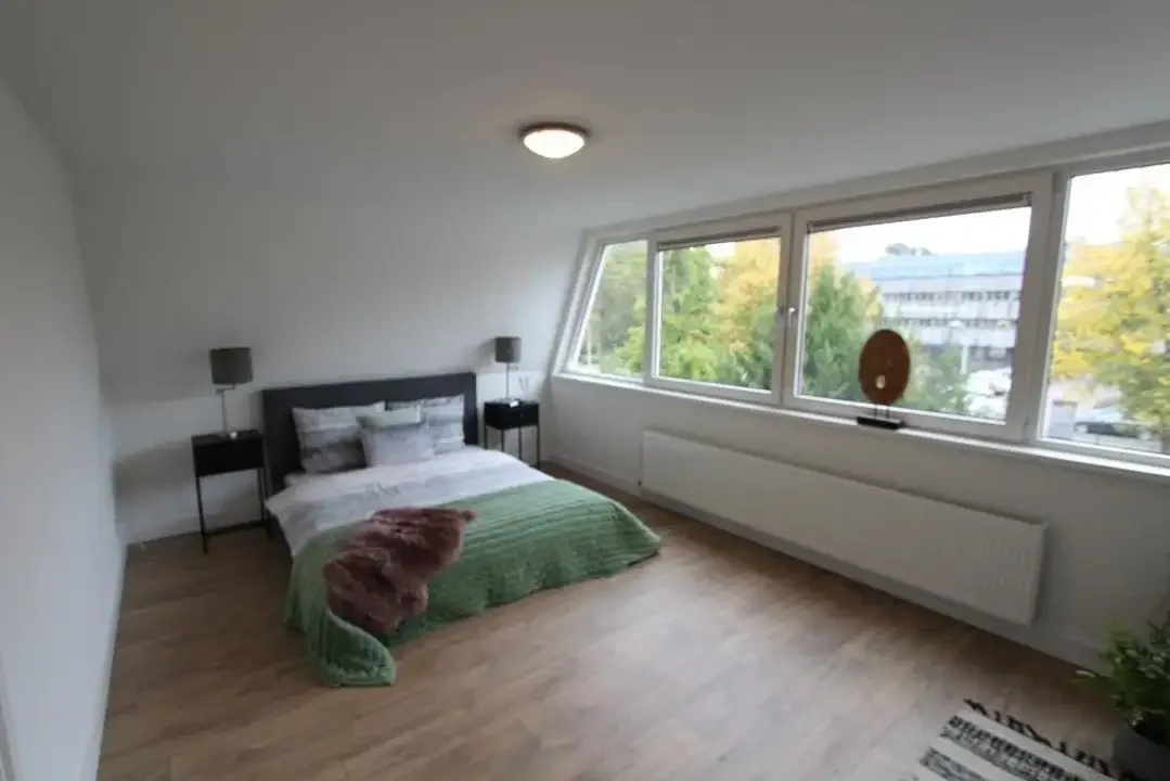 Foto van de Appartement gelegen aan de Van Heuven Goedhartlaan in Amstelveen