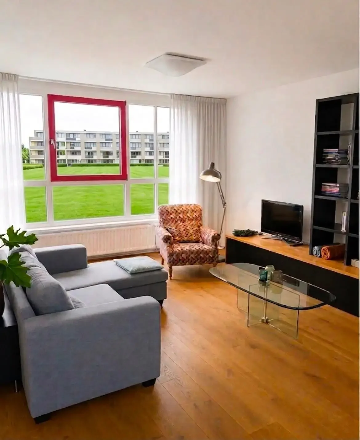 Foto van de Appartement gelegen aan de Donker Curtiusstraat in Den Haag