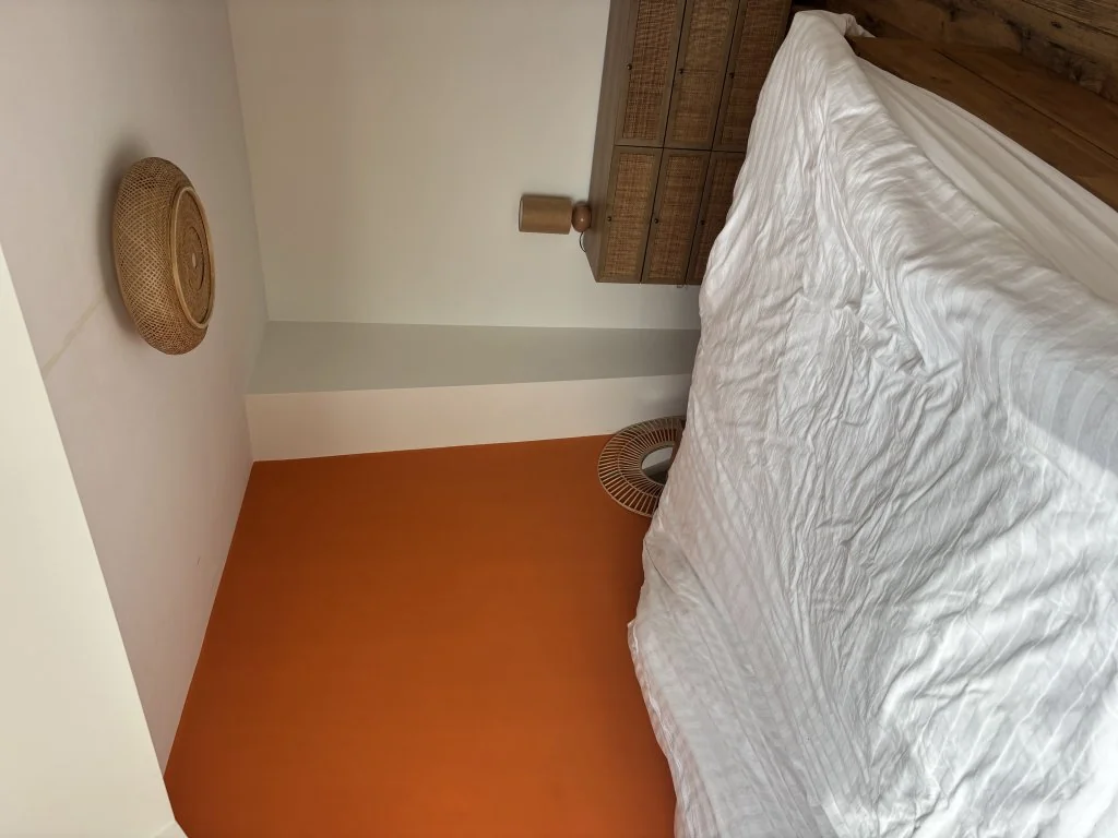 geblurde versie van de foto als achtergrond