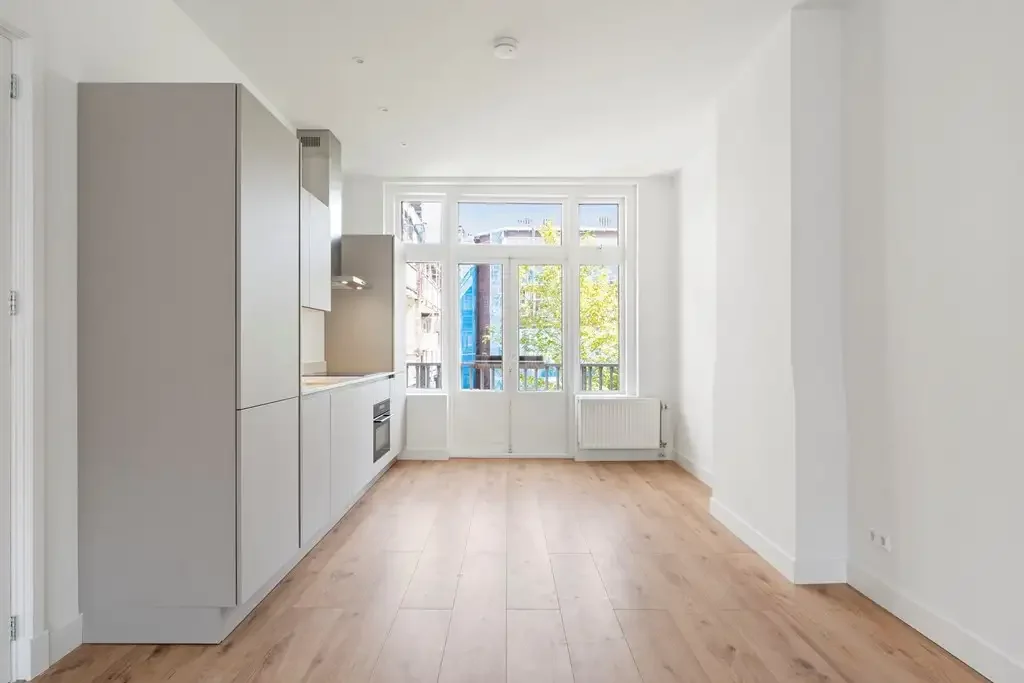 Foto van de Appartement gelegen aan de Admiraal De Ruijterweg in Amsterdam